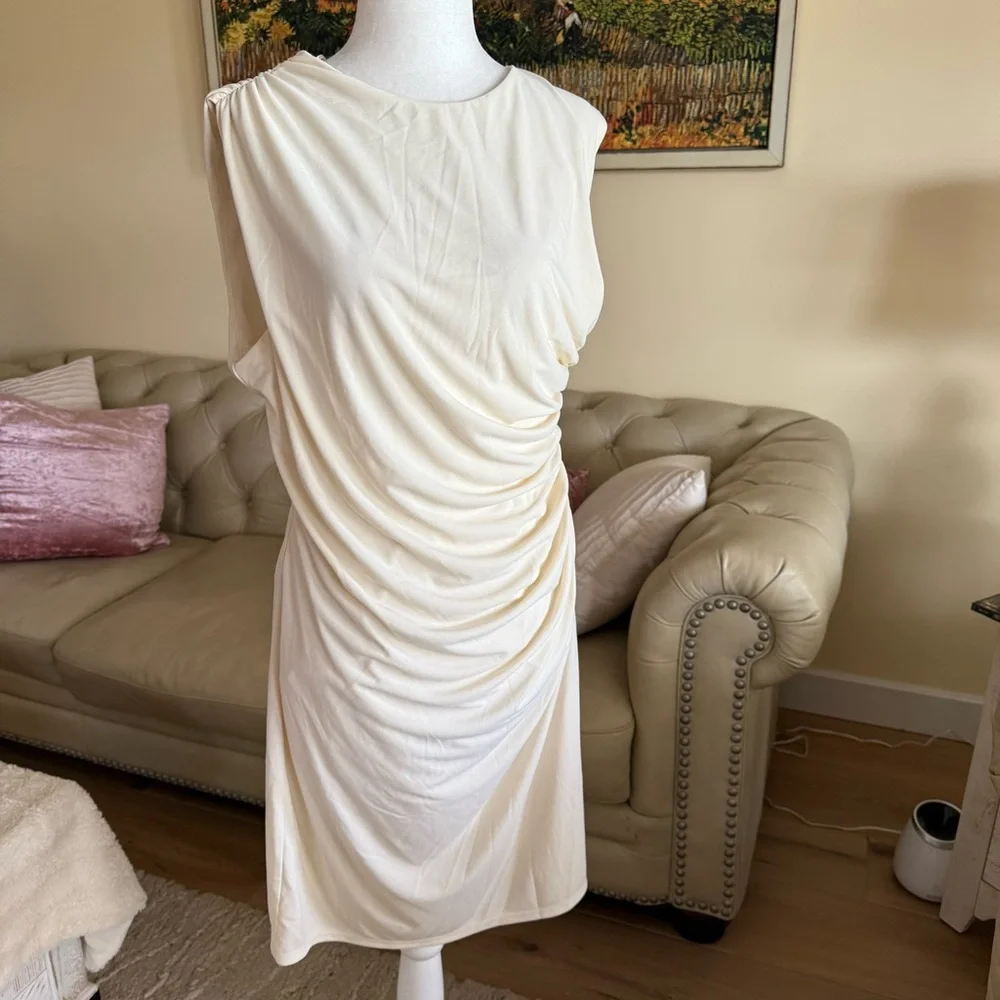 ZARA Cream Sleeveless Dress - Picture 2 of 10